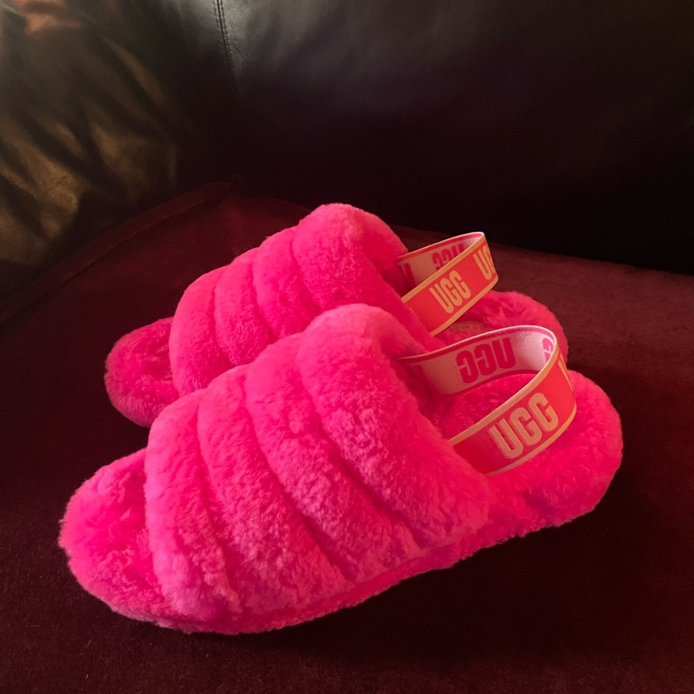 UGG Pink Fluff Yeah Slides